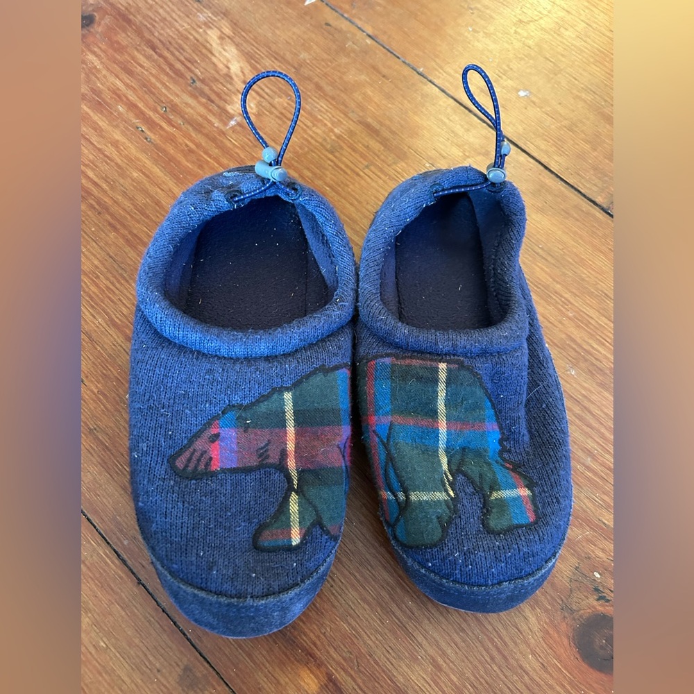Blue LLBean slippers with Bear Design